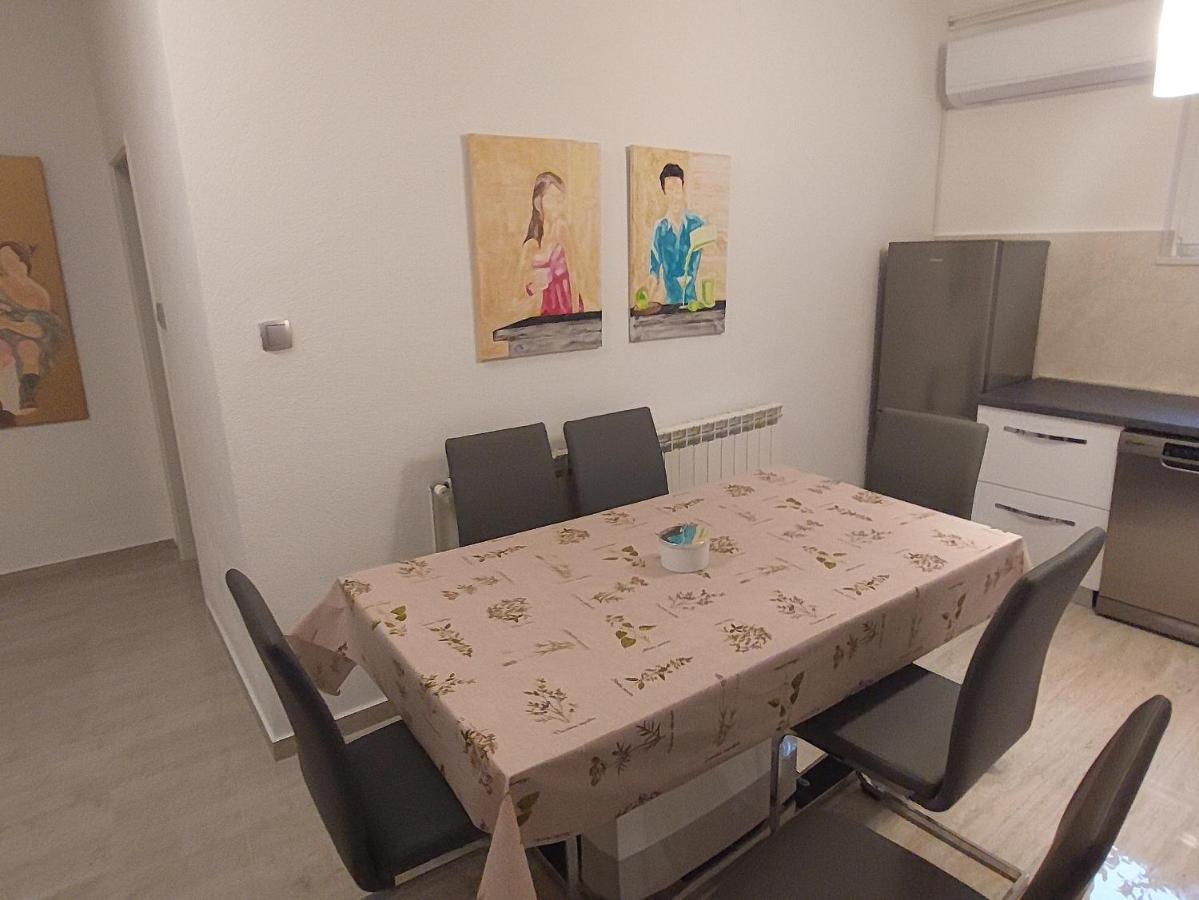Apartman Miro Шибеник Экстерьер фото