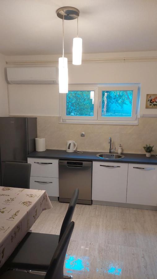 Apartman Miro Шибеник Экстерьер фото